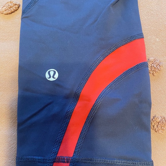 Lululemon workout leggings pace rival crop! - Picture 2 of 3